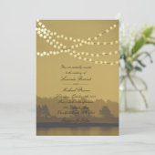 Rustikale Lichter im Freien laden zur Hochzeit ein Einladung (Stehend Vorderseite)