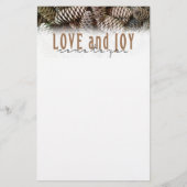 Rustikale Liebe und Joy Pine Cone Briefpapier (Vorderseite)