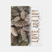 Rustikale Liebe und Joy Pine Cone Fleecedecke (Vorderseite)