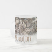 Rustikale Liebe und Joy Pine Cone Mattglastasse (Vorderseite Links)