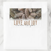 Rustikale Liebe und Joy Pine Cone Rechteckiger Aufkleber (Tasche)