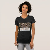 Rustikale Liebe und Joy Pine Cone T-Shirt (Vorne ganz)