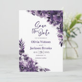 Rustikale Lila Blumenhochzeit rettet das Datum Einladung (Stehend Vorderseite)