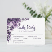 Rustikale Lila Blumenhochzeit RSVP Karte (Stehend Vorderseite)