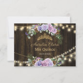 Rustikale Lila Blütenwälder Quinceañera RSVP Karte (Rückseite)