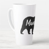 Rustikale Mama Bear Black and White Latte Tasse (Linke Ecke)