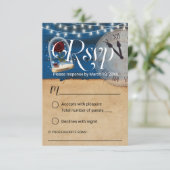 Rustikale Märchenschiff Blauer Stall Hochzeit RSVP Karte (Stehend Vorderseite)