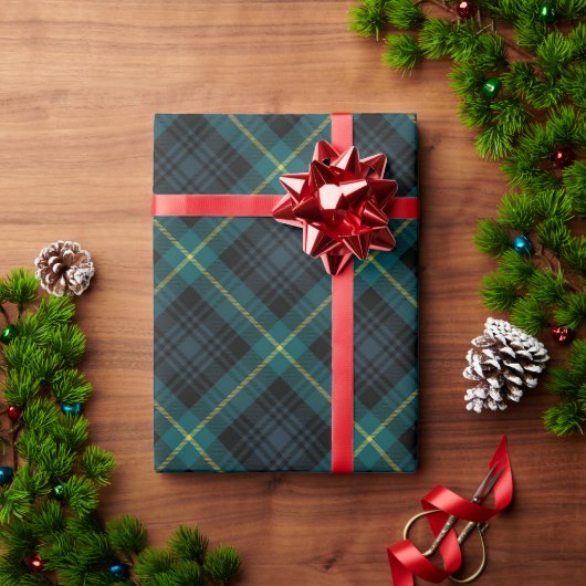 Rustikale Marine und grüne Schwarze Uhr Karierter  Geschenkpapier (Feiertagsgeschenk)