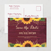 Rustikale Maroon Wood Sonnenblumen Hochzeit speich Ankündigungspostkarte (Vorne/Hinten)