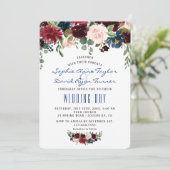 Rustikale Merlot Navy Blush Bloral Hochzeit Einladung (Stehend Vorderseite)