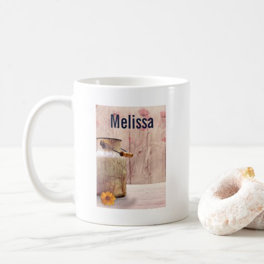 Rustikale Milch kann auf Holz landen Kaffeetasse (Mit Donut)