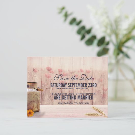 Rustikale Milchdose mit Blume Save the Date Postkarte (Stehend Vorderseite)