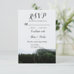 Rustikale Misty Foggy Pine Trees Rain Forest UAwg RSVP Karte