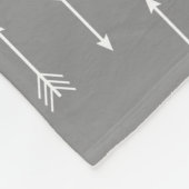 Rustikale moderne graue Rotwild u. weiße Pfeile Fleecedecke (Ecke)