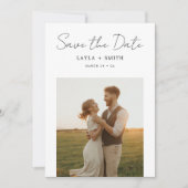 Rustikale moderne Hochzeitsschrift Elegantes Foto Save The Date (Vorderseite)