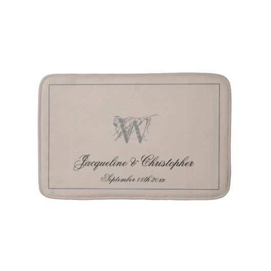 Rustikale Monogram & Names New Wedding Chic Badematte (Vorderseite)