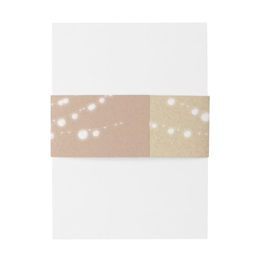 Rustikale Monogram String Lights Hochzeit Einladungsbanderole (Rückseitenbeispiel)