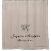 Rustikale Monogramm + Beide Namen neu verheiratet  Duschvorhang (Vorderseite)