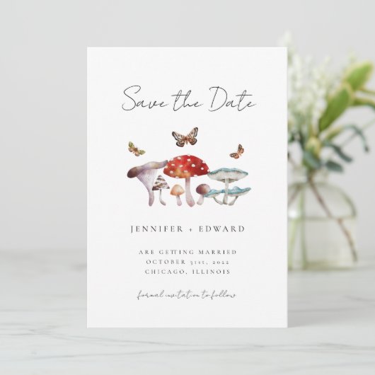 Rustikale Mushroom Moth Wedding rettet das Datum Save The Date (Stehend Vorderseite)