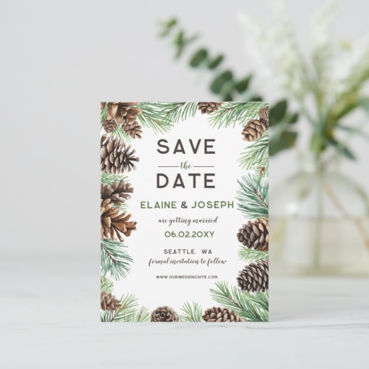 Rustikale Nadelkiefer-Hochzeit Sichern Sie das Dat Ankündigungspostkarte (Stehend Vorderseite)