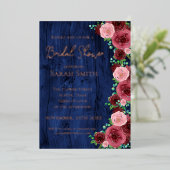 Rustikale Navy Blue Burgundy Brautparty Rose Gold Folieneinladung (Stehend vorne)