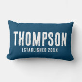 Rustikale Navy Blue Burlap Familie Name Wedding Ye Lendenkissen (Vorderseite)