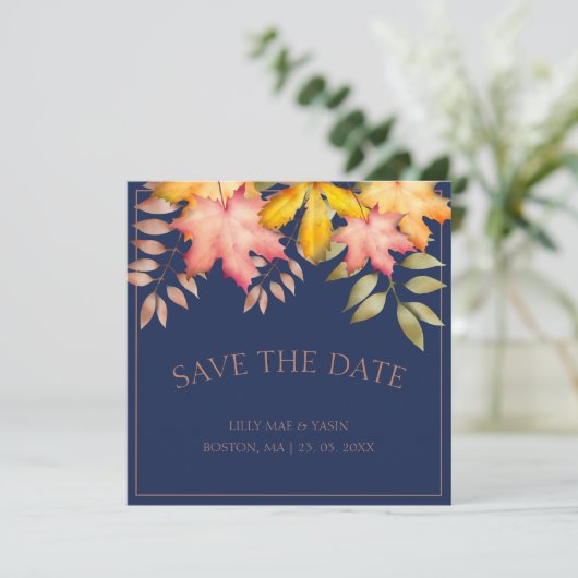 Rustikale Navy Blue Fall Herbst Leaves Hochzeit Save The Date (Stehend Vorderseite)