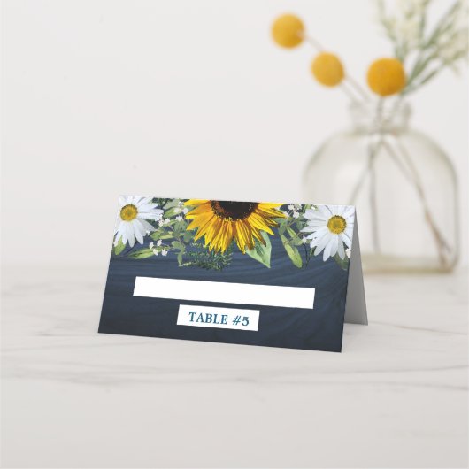 Rustikale Navy Blue Sunflower|Daisy Wedding Platzkarte (Vorderseite)