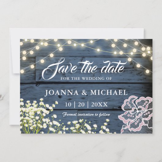 Rustikale Navy Blue Wood String Lights & Lace Save The Date (Vorderseite)