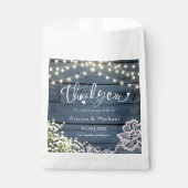 Rustikale Navy Blue Wood String Lights & Lace Wedd Geschenktütchen (Vorderseite)