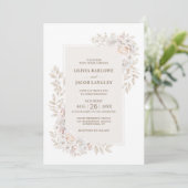 Rustikale neutrale Blütenhochzeit Einladung (Stehend Vorderseite)