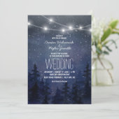Rustikale Night Sky Forest Wedding | String Lights Einladung (Stehend Vorderseite)