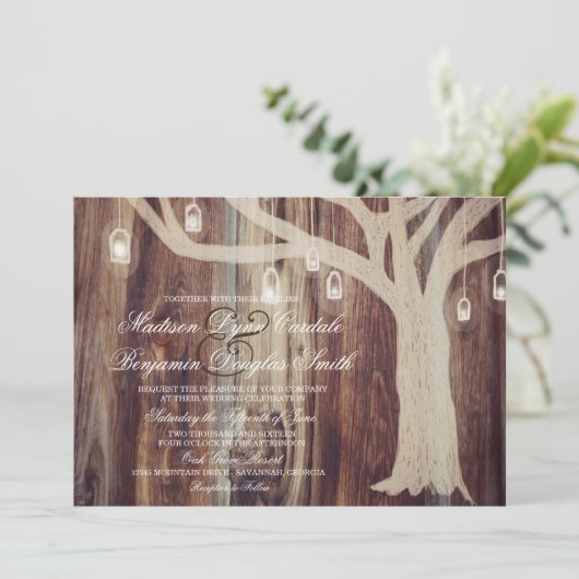 Rustikale Oak Tree Lights Holding Einladungen (Stehend Vorderseite)