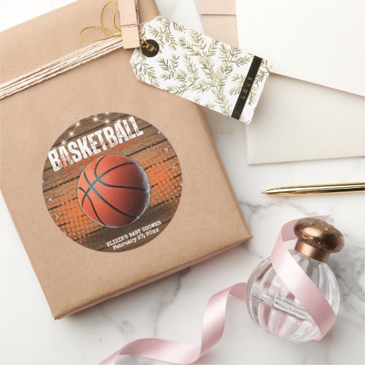 Rustikale Orange Basketball Babydusche Runder Aufkleber (Schenken)