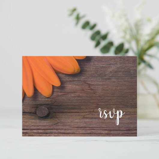 Rustikale orange Gänseblümchen-Ranch-Hochzeit UAWG RSVP Karte (Stehend Vorderseite)
