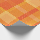 Rustikale Orangefarbene Herbstfälle Karierte Tarta Geschenkpapier (Ecke)