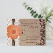 Rustikale Peach Coral Daisy Blume Wedding RSVP Car (Stehend Vorderseite)