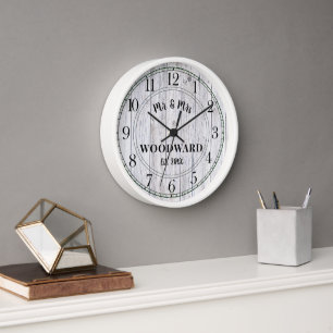 Rustikale personalisierte Hochzeit Neuvermählte Ho Uhr