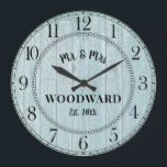 Rustikale Personalisierte Hochzeit New Yorker Groß Große Wanduhr<br><div class="desc">Eine rustikale moderne weiß gewaschene helltürkisblaue Holz mit Monogramm Hochzeitswand mit Datum eingerichtet.</div>