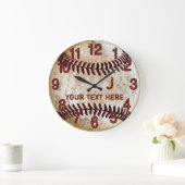 Rustikale, Personalisierte Vintage Baseballmauer Große Wanduhr (Zuhause)