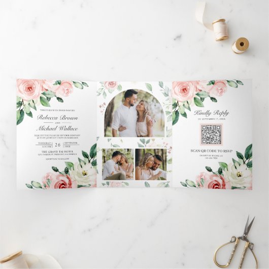 Rustikale Pfirsichblüte in einem QR-Code Hochzeit Dreifach Gefaltete Einladung (Innenseite)