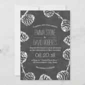Rustikale Pine Cones Chalkboard Hochzeit Einladung (Vorderseite)
