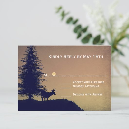 Rustikale Pine Tree Country Wedding RSVP Cards (Stehend Vorderseite)
