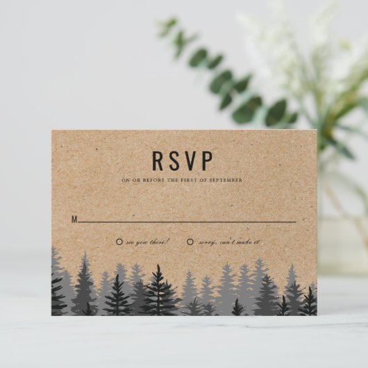Rustikale Pine Trees Kraft Winter Reply Card Einladung (Stehend Vorderseite)