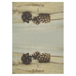 Rustikale Pinecone - Familienname und Monogramm Tischdecke
