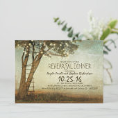 Rustikale Probe mit alten Bäumen und Lichtern Einladung (Stehend Vorderseite)