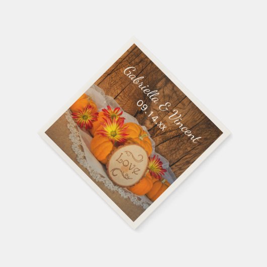 Rustikale Pumpkins Fall Barn Wedding Serviette (Ecke)