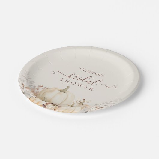 Rustikale Pumpkins und Blume fallen Brautparty Pappteller (Schrägansicht)