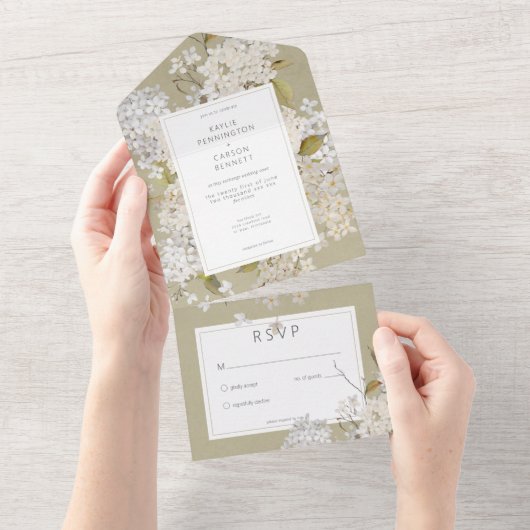 Rustikale romantische weiße Lilacs auf Sage No Din All In One Einladung (Abreißen)