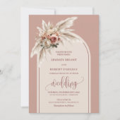 Rustikale, rosa Pampas Arch Wedding Einladung (Vorderseite)